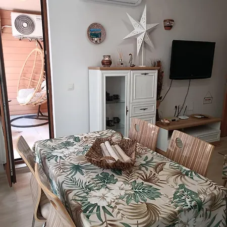 Διαμέρισμα Megi Luxury Πομόριε