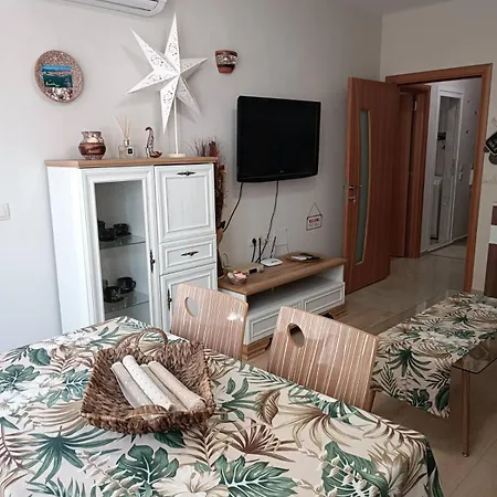 Διαμέρισμα Megi Luxury Πομόριε