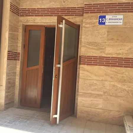 Megi Luxury * Πομόριε